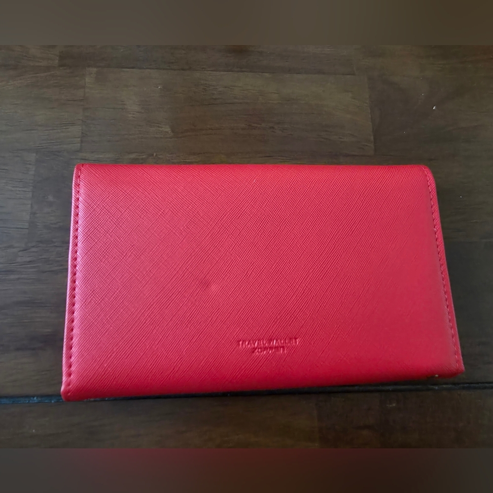 Amazon Passport Wallet - Picture 3 of 4